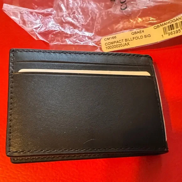 Coach Black Pebble Leather Compact Billfold Money Clip